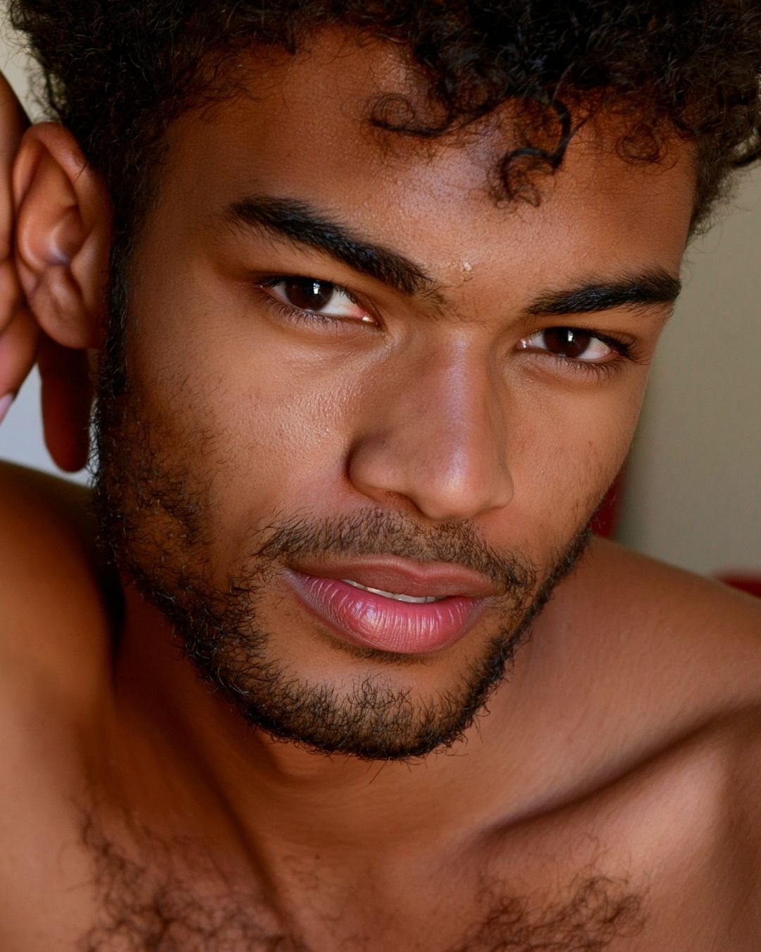 Noah — avatar IA masculin EXIAA