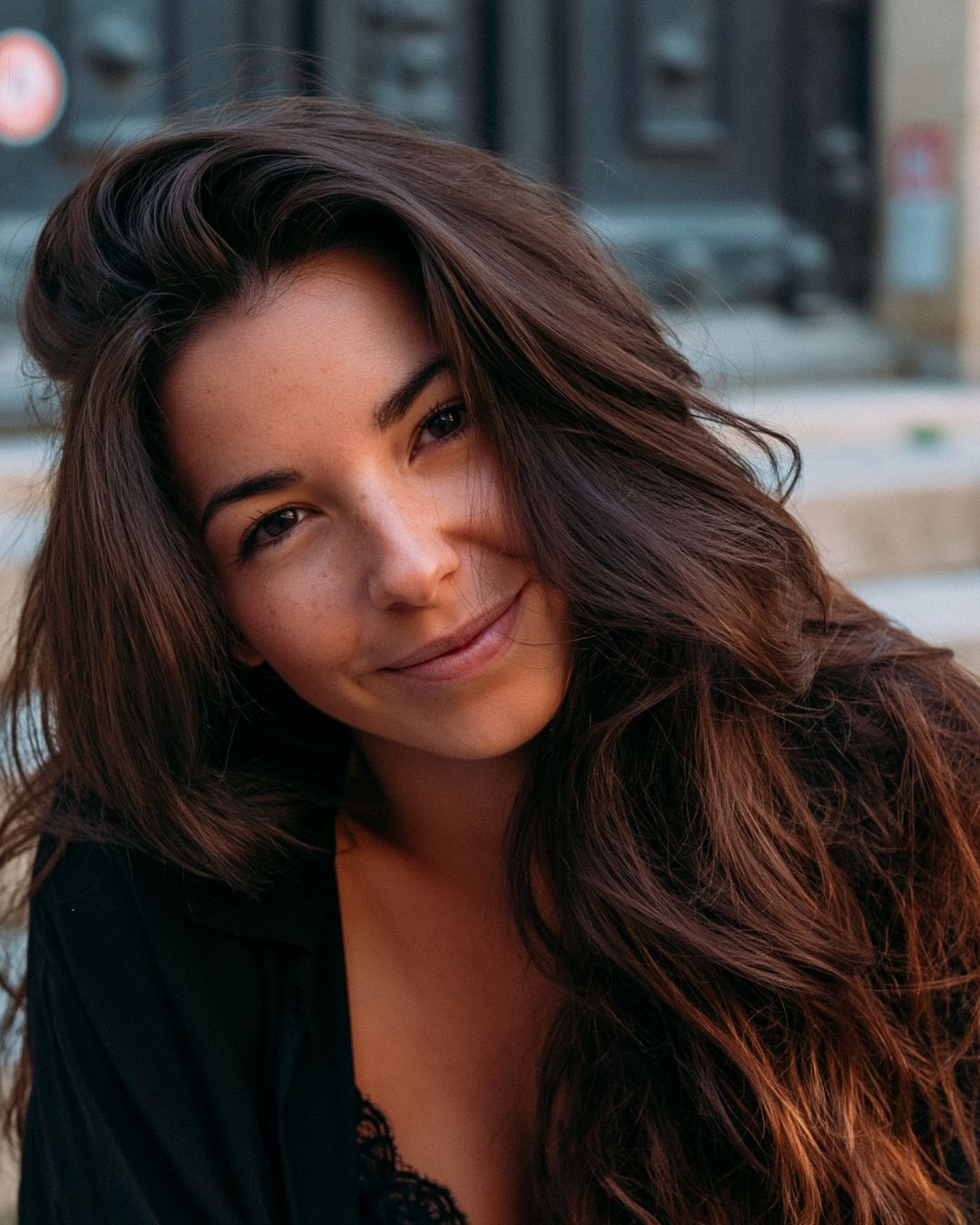 Mila — avatar IA féminin EXIAA